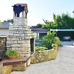 Luciana 2 By Interhome Zambratija (Istria)