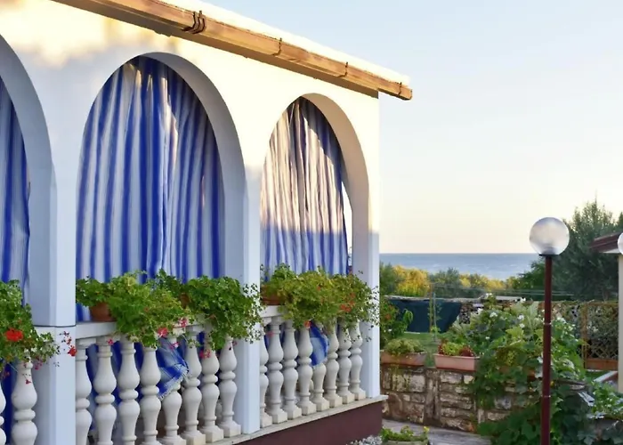 Luciana 2 By Interhome 아파트 잠브라티야